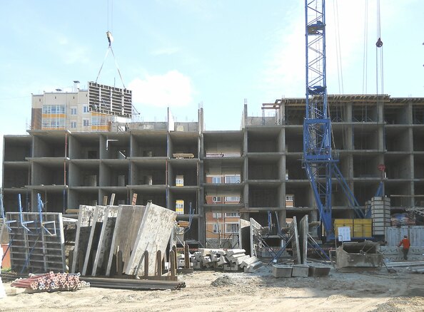 Ход строительства июнь 2013, секции 10, 11
