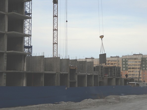 Ход строительства март 2013, секции 10,11, заливка 2 этажа