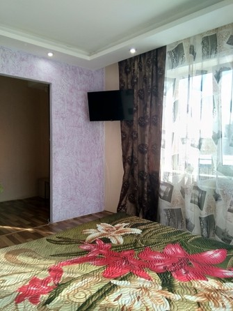
  Сдам посуточно в аренду 1-комнатную квартиру, 32 м², Красноярск

. Фото 2.