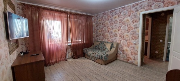 
  Сдам посуточно в аренду 1-комнатную квартиру, 34 м², Лесосибирск

. Фото 3.