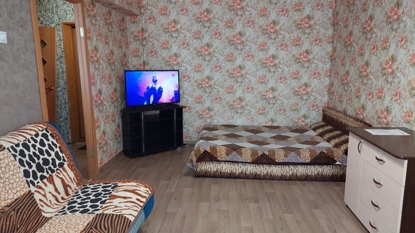 
  Сдам посуточно в аренду 1-комнатную квартиру, 30 м², Лесосибирск

. Фото 1.