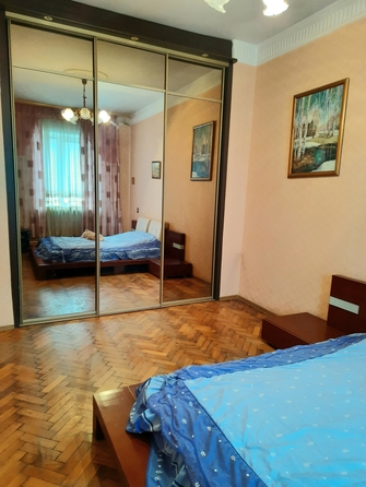 
   Продам 4-комнатную, 95.4 м², Обороны ул, 2Б

. Фото 8.