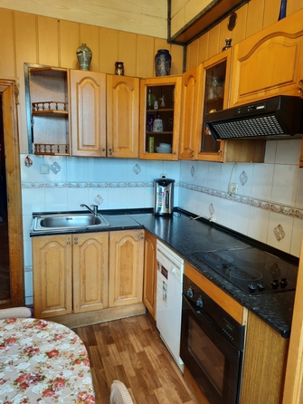 
   Продам 4-комнатную, 95.4 м², Обороны ул, 2Б

. Фото 9.