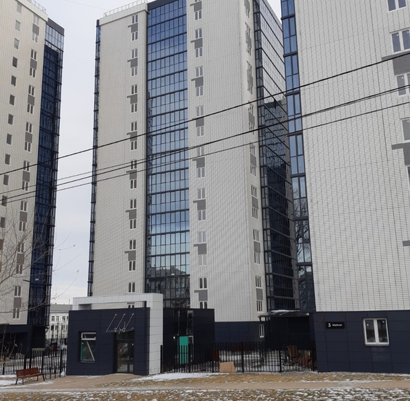 
   Продам 2-комнатную, 58.1 м², Белый квартал на Свободном, дом 2

. Фото 12.