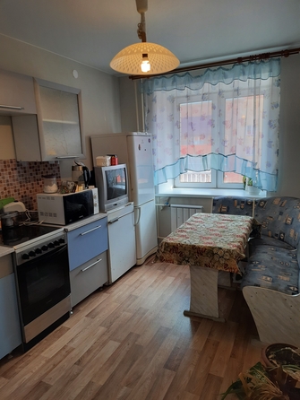 
   Продам 1-комнатную, 41.4 м², 60 лет образования СССР пр-кт, 58а

. Фото 1.