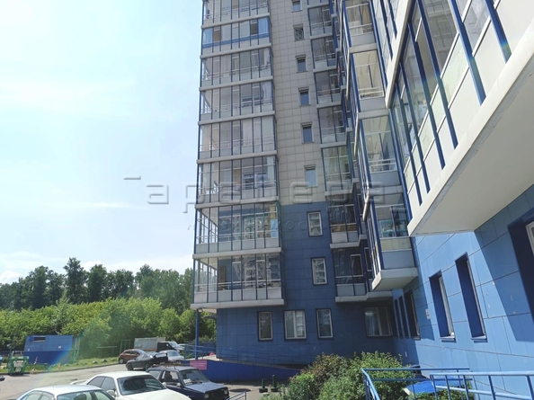 
   Продам 2-комнатную, 56.6 м², Киренского ул, 2и

. Фото 7.