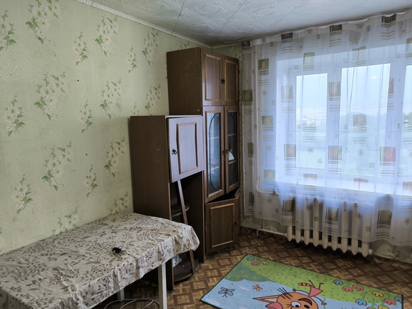 
   Продам секционку, 13.4 м², Юности ул, 5

. Фото 1.