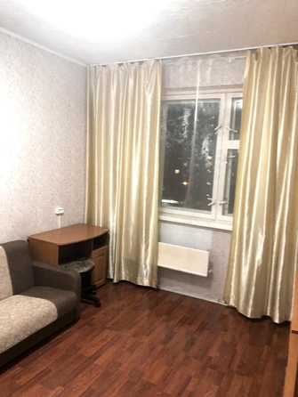 
   Продам 4-комнатную, 81.9 м², Весны ул, 7

. Фото 7.