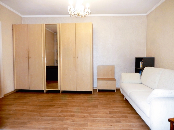 
   Продам 2-комнатную, 53.4 м², Яковлева ул, 1а

. Фото 11.