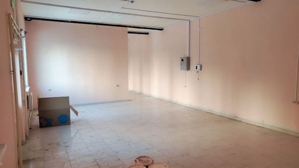 
  Продается универсальное помещение 106.5 м², в ЖК Аринский, дом 1 корпус 1. Фото 5.