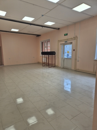 
  Продается универсальное помещение 106.5 м², в ЖК Аринский, дом 1 корпус 1. Фото 6.
