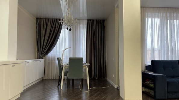 
   Продам 3-комнатную, 90 м², Тотмина ул, 1г

. Фото 5.