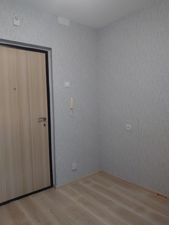 
   Продам 1-комнатную, 45 м², КБС. Берег, дом 5 строение 3

. Фото 6.