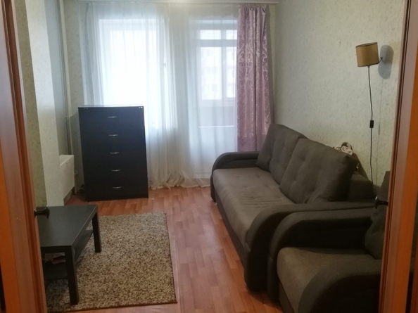 
  Сдам в аренду 1-комнатную квартиру, 38 м², Красноярск

. Фото 1.