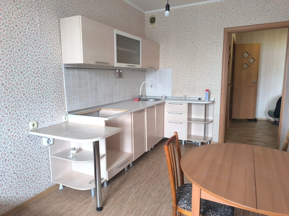 
   Продам 1-комнатную, 41 м², 60 лет образования СССР пр-кт, 41

. Фото 5.