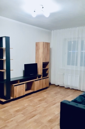 
  Сдам в аренду 1-комнатную квартиру, 47 м², Красноярск

. Фото 2.