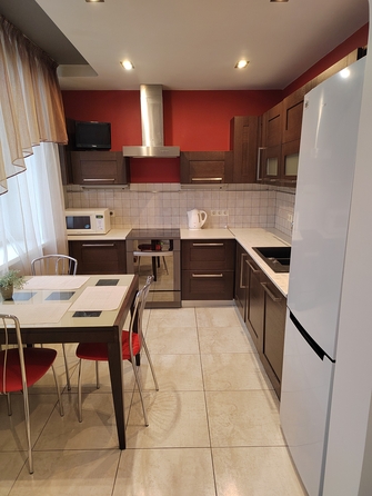 
  Сдам в аренду 2-комнатную квартиру, 65 м², Красноярск

. Фото 3.