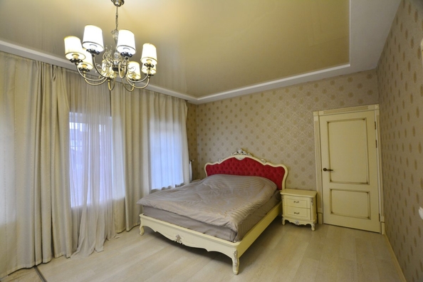 
  Сдам посуточно в аренду коттедж, 215 м², Красноярск

. Фото 12.