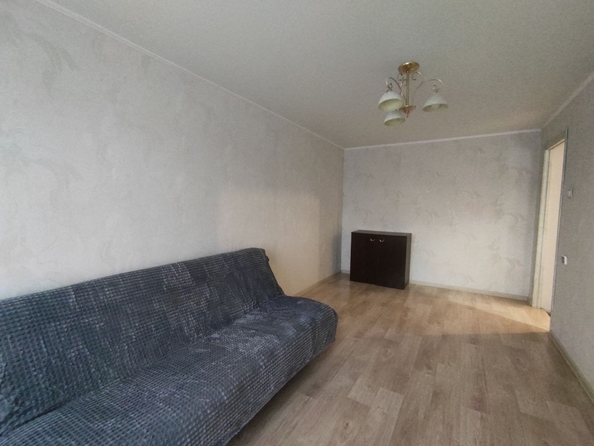 
   Продам 1-комнатную, 31 м², Красноярский Рабочий пр-кт, 14а

. Фото 2.