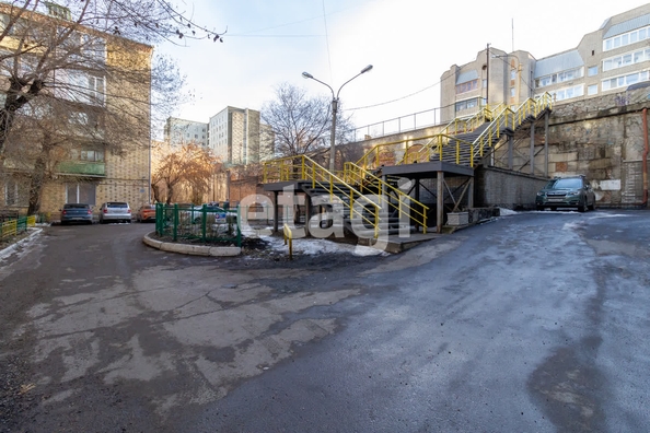 
   Продам 2-комнатную, 50.4 м², Перенсона/Ады Лебедевой ул, 49

. Фото 22.