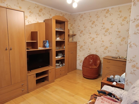 
   Продам 1-комнатную, 21.2 м², Шахтеров ул, 12

. Фото 4.