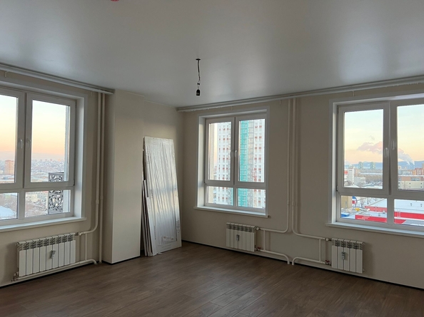 
  Сдам в аренду 4-комнатную квартиру, 89 м², Красноярск

. Фото 2.