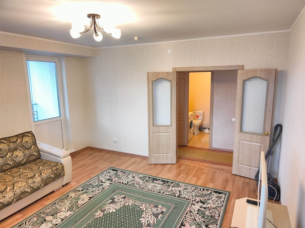 
  Сдам в аренду 1-комнатную квартиру, 42 м², Красноярск

. Фото 19.