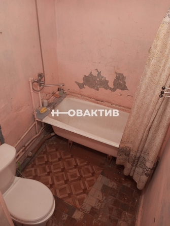 
   Продам 1-комнатную, 28.9 м², Арбузова ул, 104

. Фото 6.