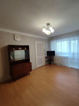 
   Продам 3-комнатную, 55.2 м², Перенсона/Ады Лебедевой ул, 49

. Фото 1.