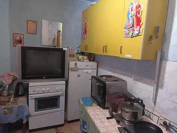 
   Продам секционку, 12.4 м², Ленинского Комсомола ул, 1

. Фото 2.