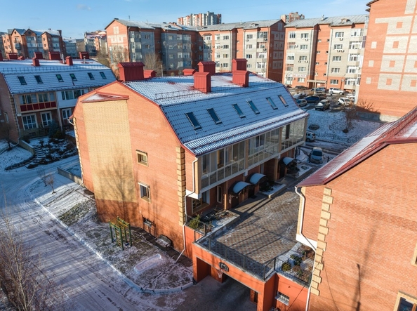 
   Продам коттедж, 272 м², Красноярск

. Фото 1.