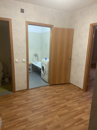 
  Сдам в аренду 2-комнатную квартиру, 52 м², Красноярск

. Фото 4.