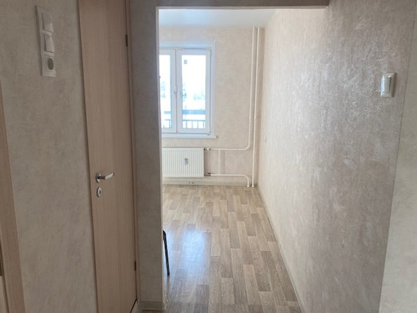 
   Продам 1-комнатную, 40.2 м², Вербная ул, 3

. Фото 40.