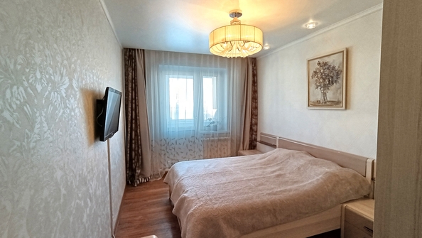 
   Продам 3-комнатную, 73 м², Мужества ул, 22

. Фото 7.