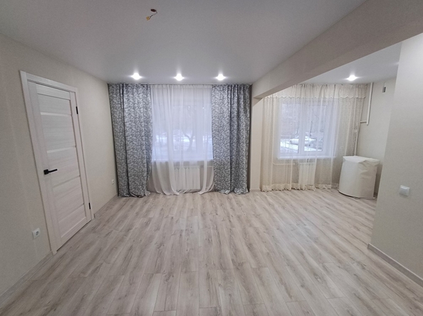 
   Продам 2-комнатную, 45 м², Свердловская ул, 31а

. Фото 1.