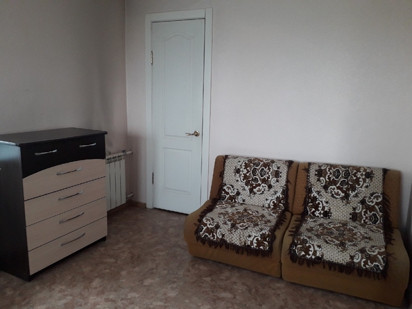 
  Сдам в аренду 1-комнатную квартиру, 32 м², Красноярск

. Фото 1.