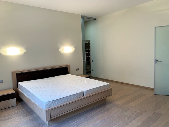 
   Продам 3-комнатную, 147 м², Мира пр-кт, 105д

. Фото 10.