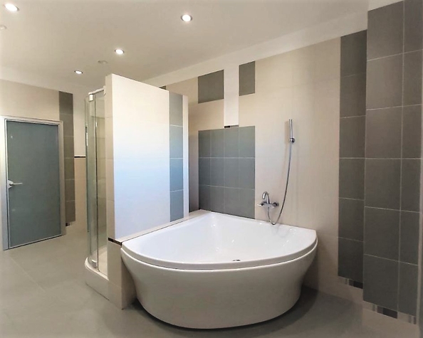 
   Продам 3-комнатную, 147 м², Мира пр-кт, 105д

. Фото 15.