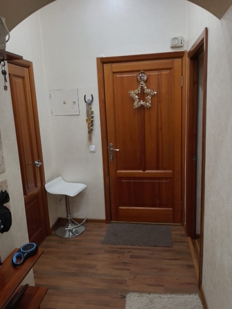 
   Продам 2-комнатную, 63.8 м², Малиновского ул, 30

. Фото 2.