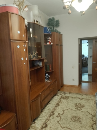 
   Продам 2-комнатную, 63.8 м², Малиновского ул, 30

. Фото 4.