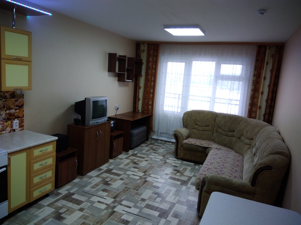 
  Сдам в аренду 2-комнатную квартиру, 50 м², Красноярск

. Фото 2.