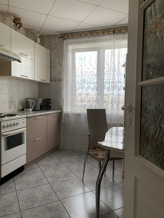 
   Продам 4-комнатную, 77.6 м², Щорса ул, 78

. Фото 2.