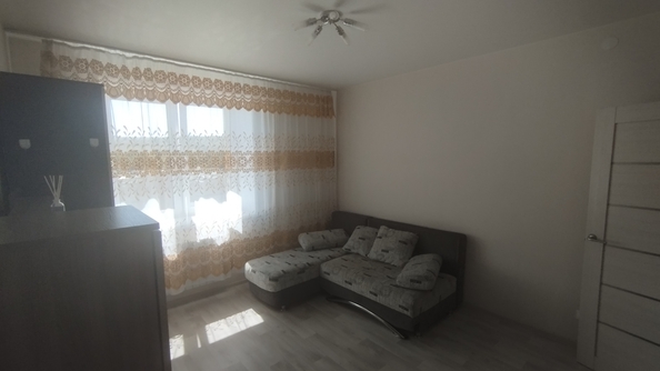 
  Сдам 1-комн. квартиру, 34 м², Апрельская ул, д. 3а
. Фото 2.