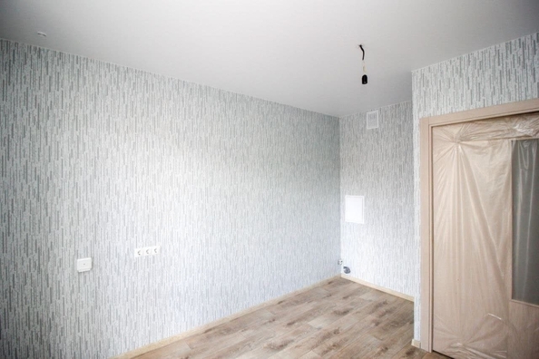 
  Продам 1-комн. квартиру, 45.1 м², Кутузова ул, д. 5а
. Фото 2.