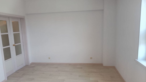 
  Продам 2-комн. квартиру, 62 м², ЖК Слобода Весны, 2 квартал 2 очередь, 6 б/с
. Фото 4.