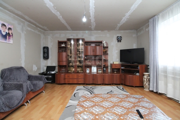 
  Продам дом, 112 м², СНТ Автодорожник (Солонцовский сельсовет)
. Фото 1.