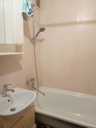 
  Сдам 2-комн. квартиру, 54 м², Судостроительная ул, д. 159
. Фото 4.
