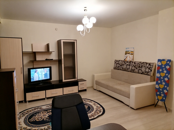 
  Сдам 1-комн. квартиру, 35 м², Взлетная ул, д. 7ж
. Фото 2.