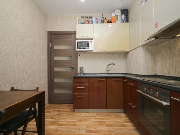 
  Продам 2-комн. квартиру, 52 м², Судостроительная ул, д. 159
. Фото 2.