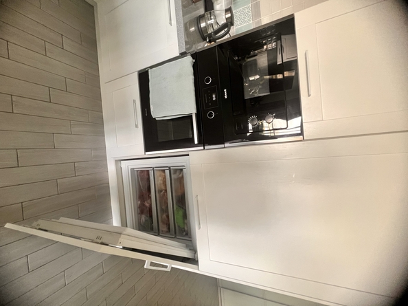 
  Продается 3-комн. квартира, 92 м², ЖК Белые Росы, дом 30
. Фото 3.